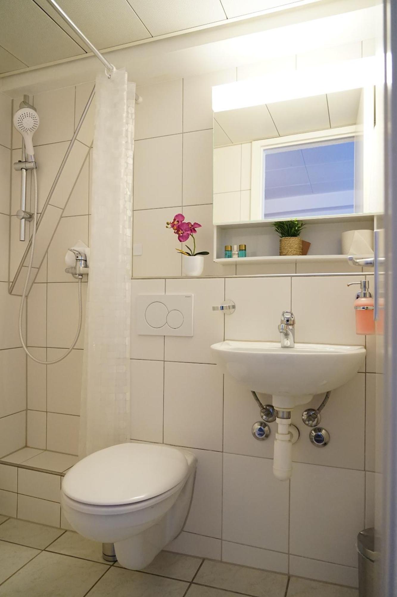 Hotel Perron 10 Centra 3*